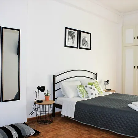 Minimalist In Corfu Town Apartmán